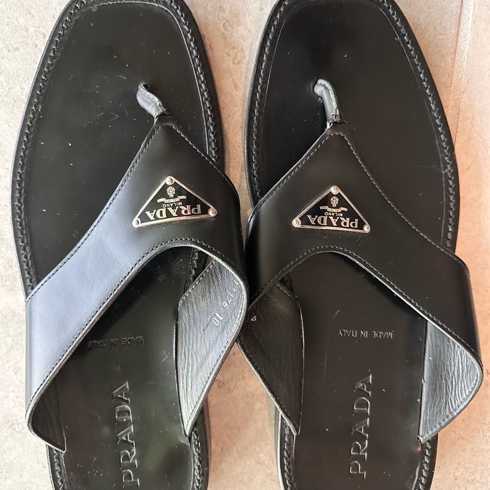 Prada black leather Thong sandals